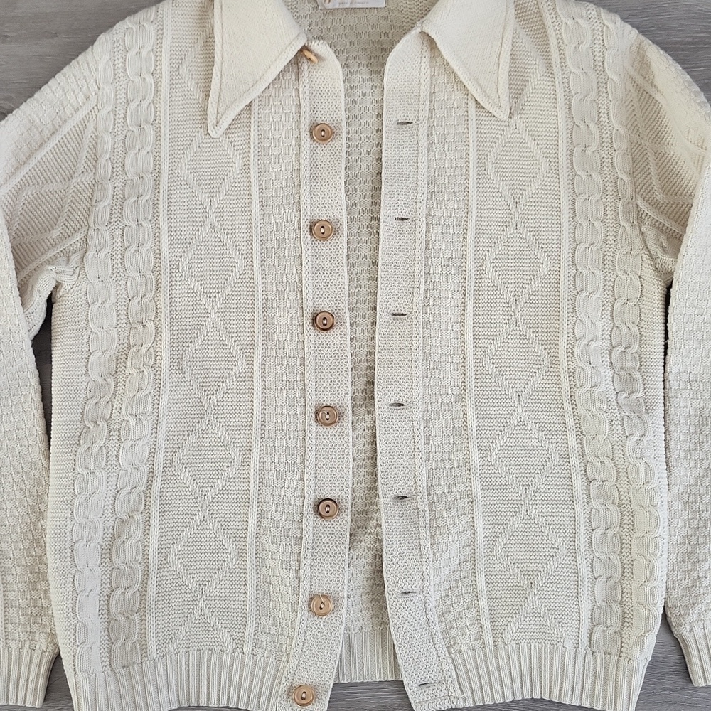 Vintage 70s Jantzen Cable Knit Cardigan - Made in Canada - Cream - Picture 10 of 11